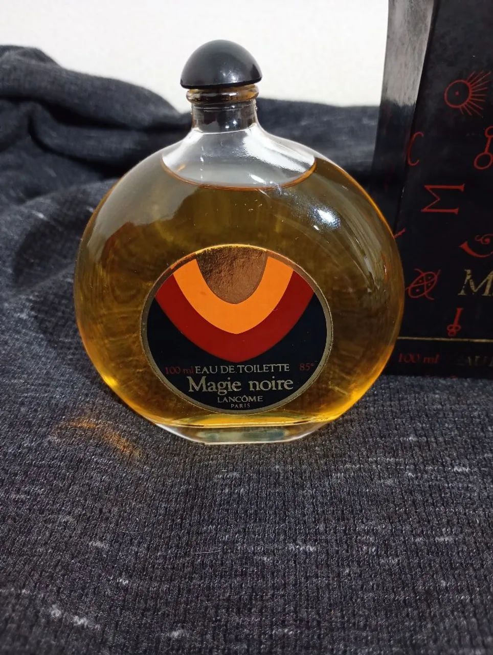 Perfume Magie Noire de Lacôme - Beleza e Cuidados Pessoais