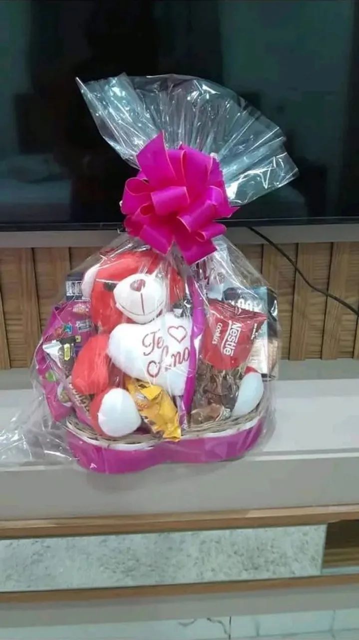 CESTA DE CHOCOLATE COM URSO - Foto 5