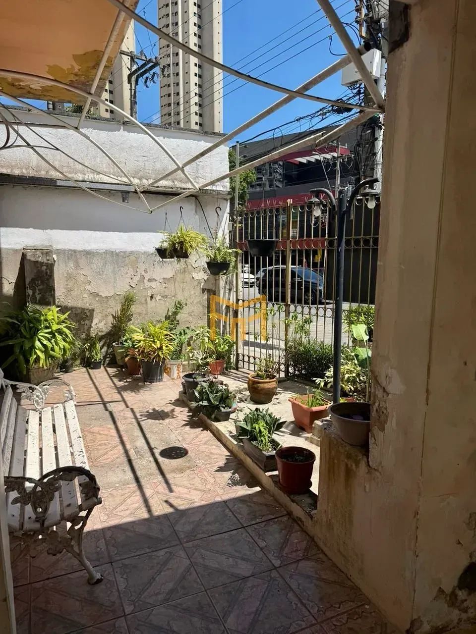 ALUGUEL E VENDA | Apartamento reformado de 4 quartos no Ed. Jerônimo Pimentel - Foto 2