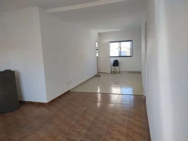 ALUGA-SE AP 3 QUARTOS EM ITAPARICA  - Foto 2
