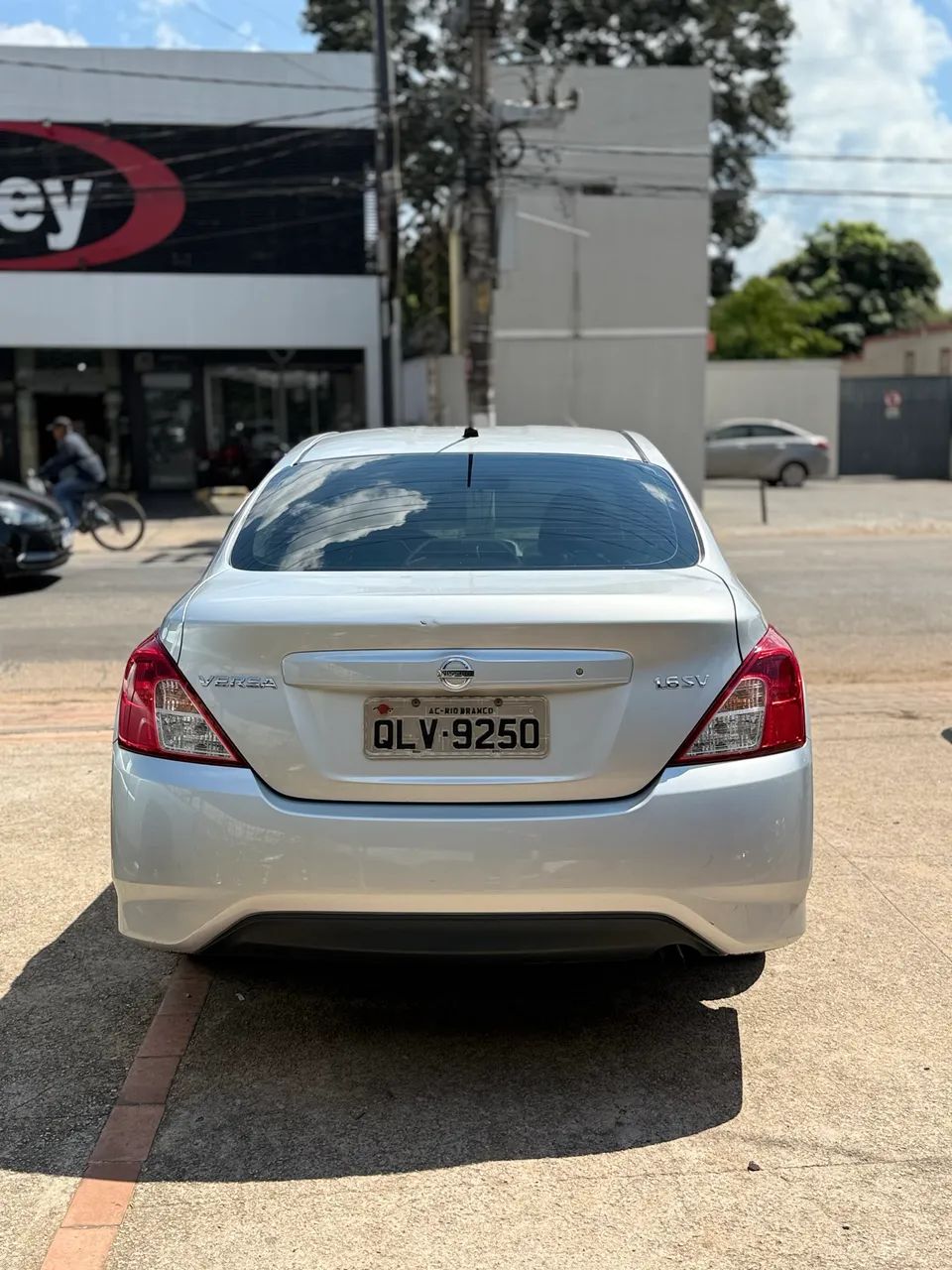 Nissan Versa SV 1.6 16V Flexstart 4P Mec. 2016 - Foto 2