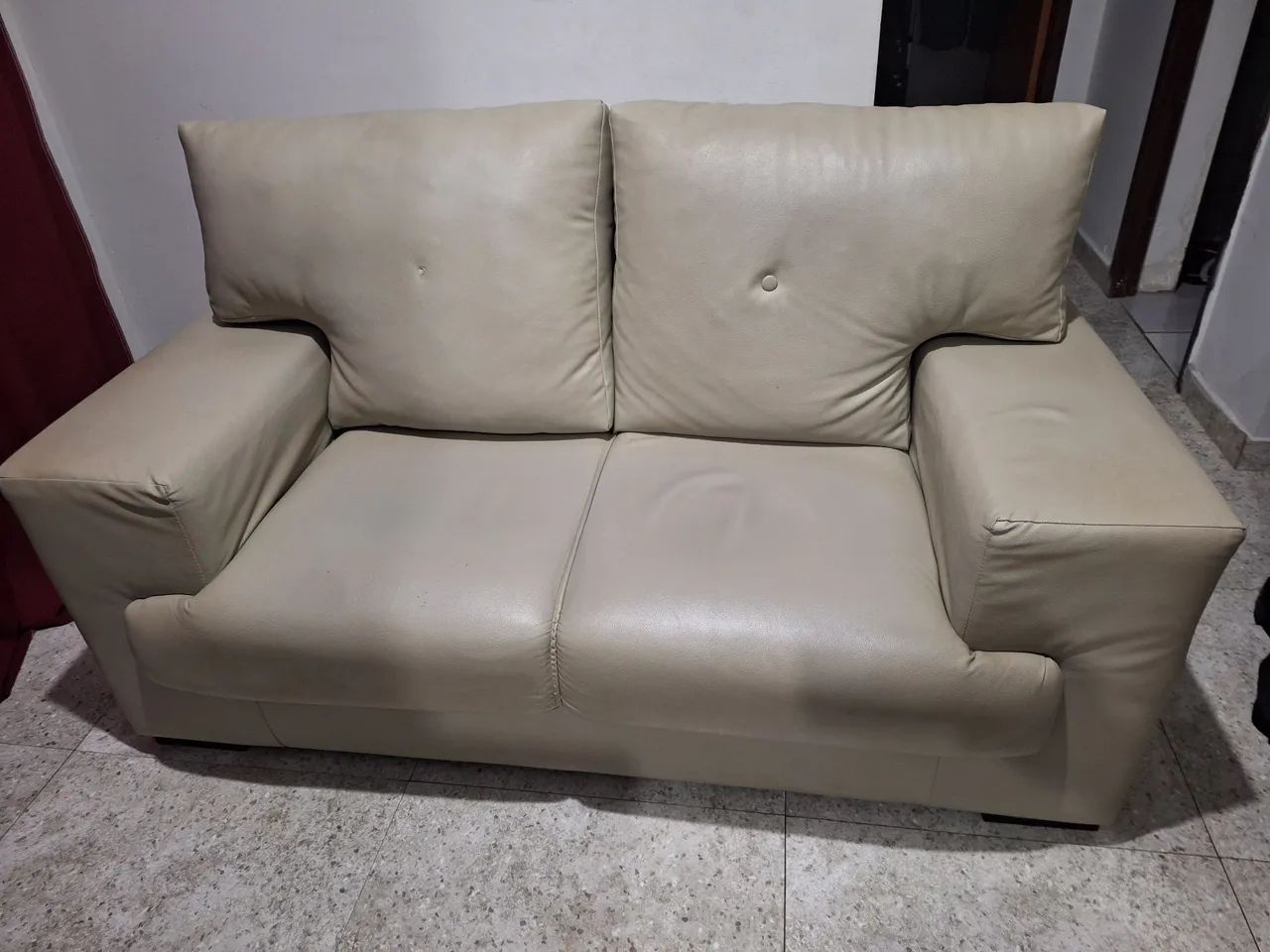 Sofá 2 lugares
