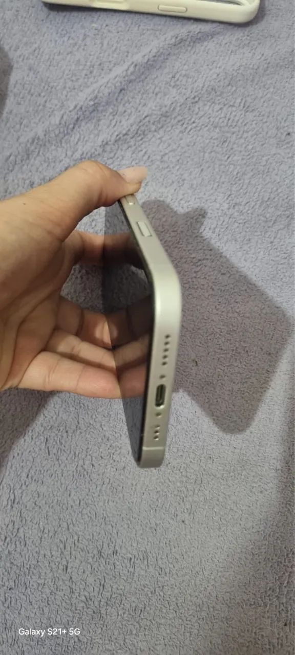 Vendo iPhone 16 128 gb com nota fiscal 4000