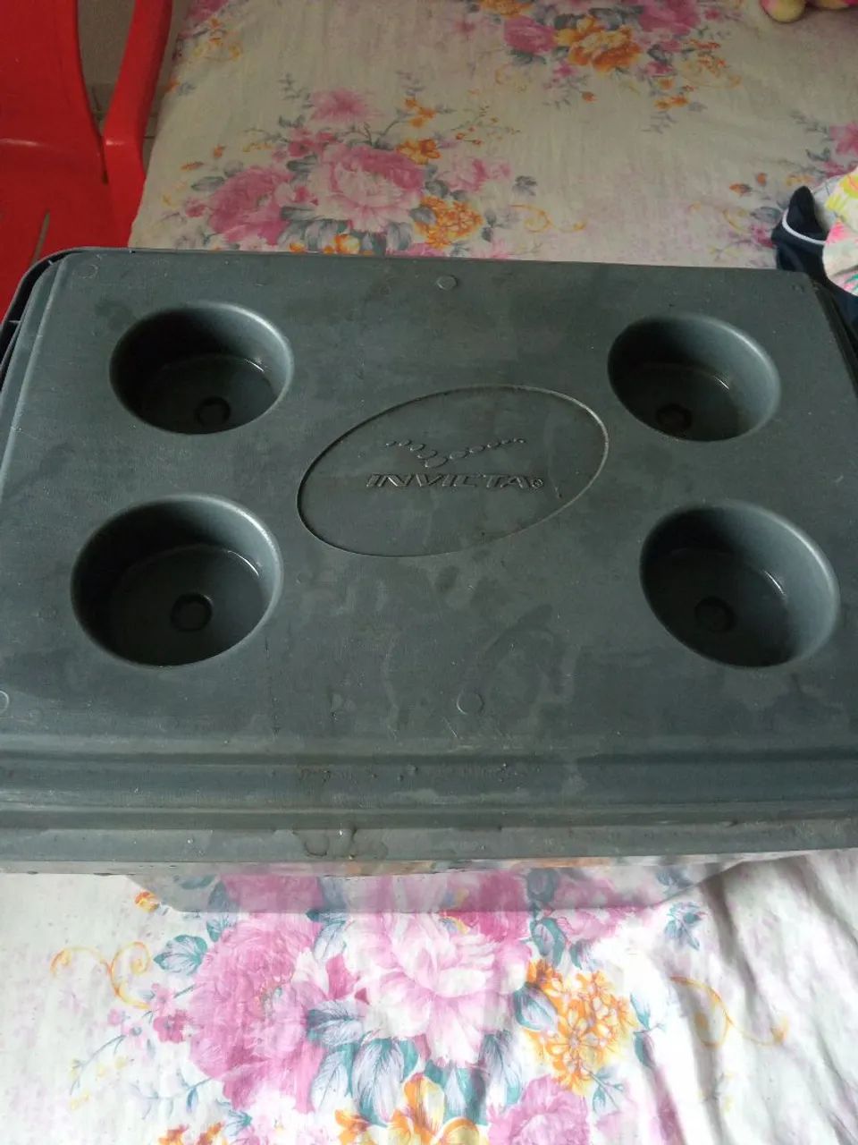 Caixa térmica invicta 34L 