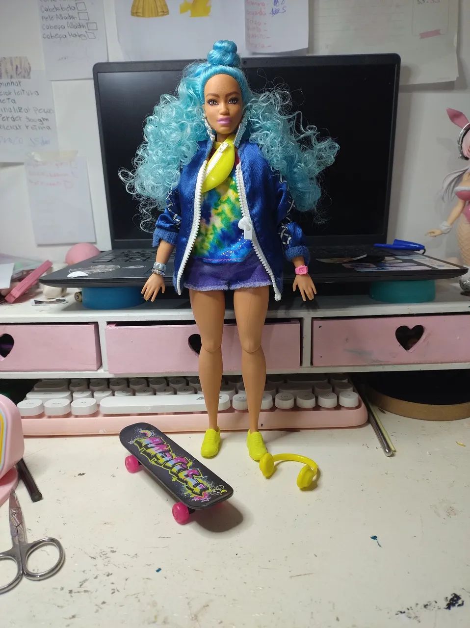 Boneca Barbie extra cabelo azul