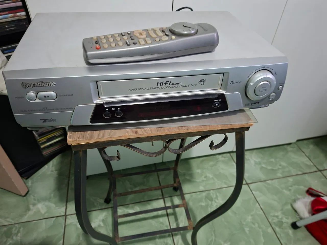 Vídeo Cassete  Hi-Fi Stereo Gradiente  - Foto 4
