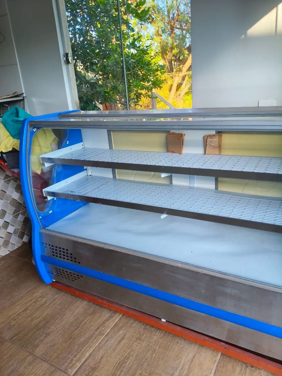  balcão expositor e refrigerador  - Foto 3