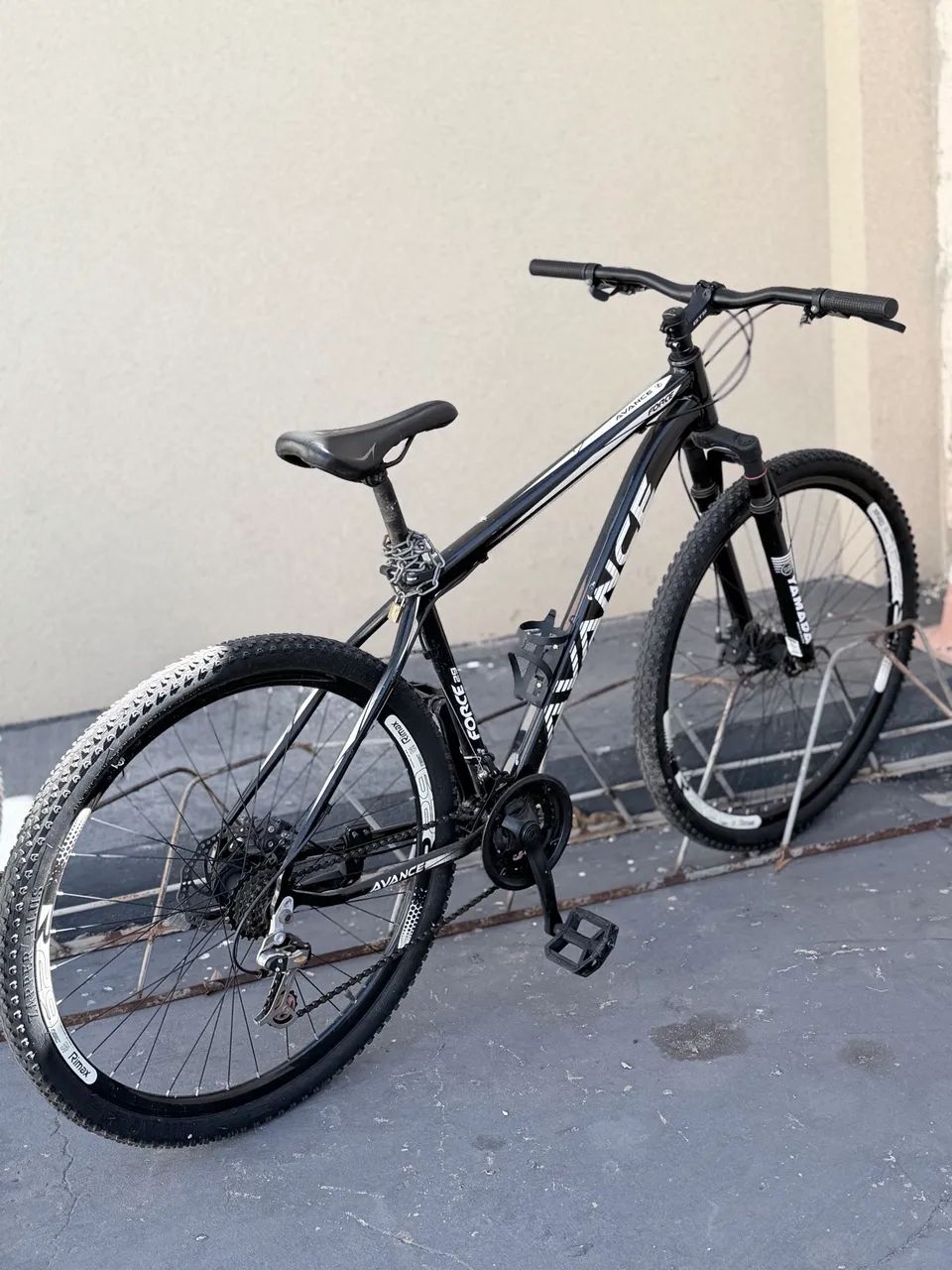 ? BICICLETA ARO 29 AVANCE FORCE - ÓTIMO ESTADO - Foto 2