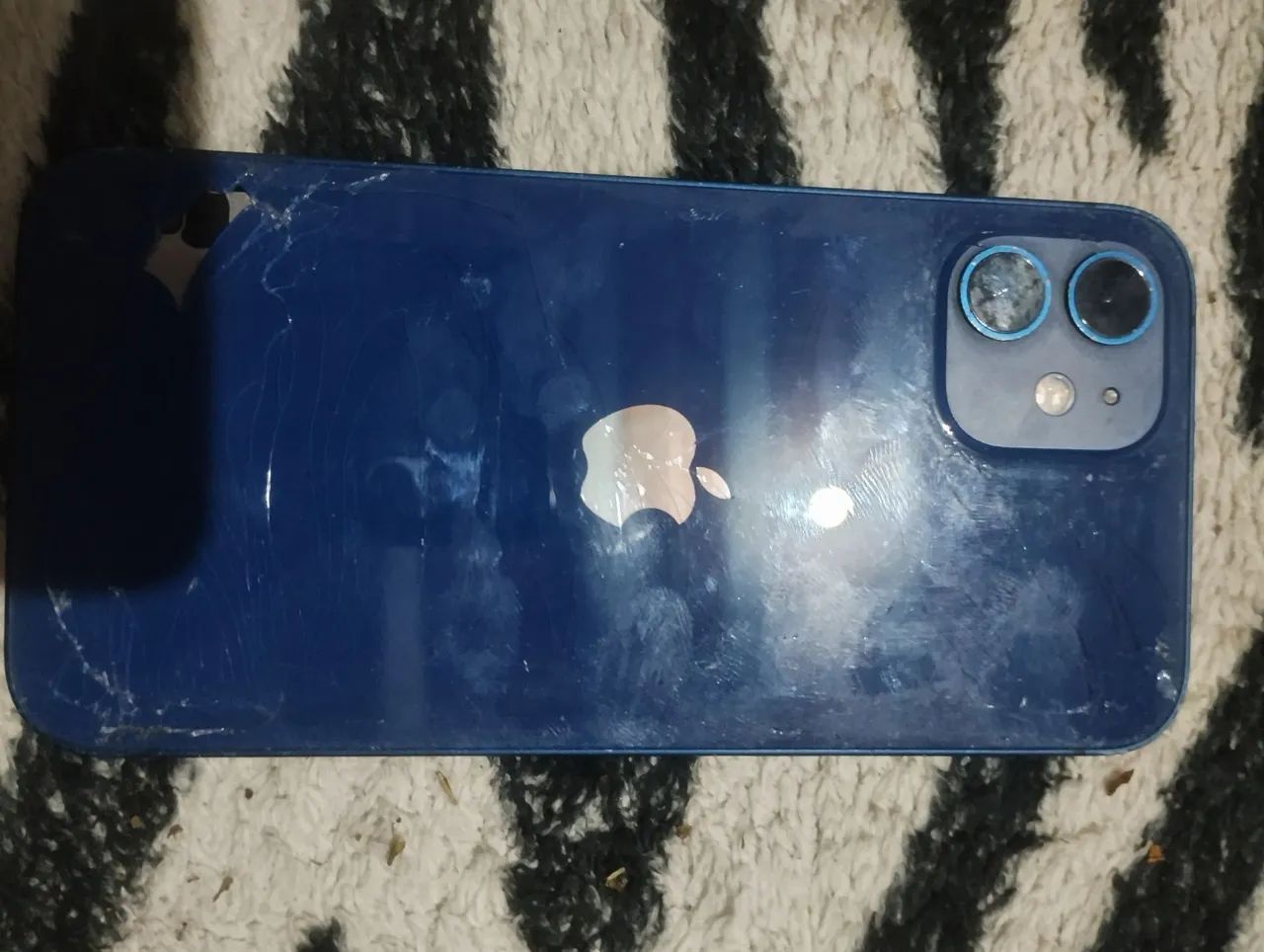 iPhone 12  - Foto 2