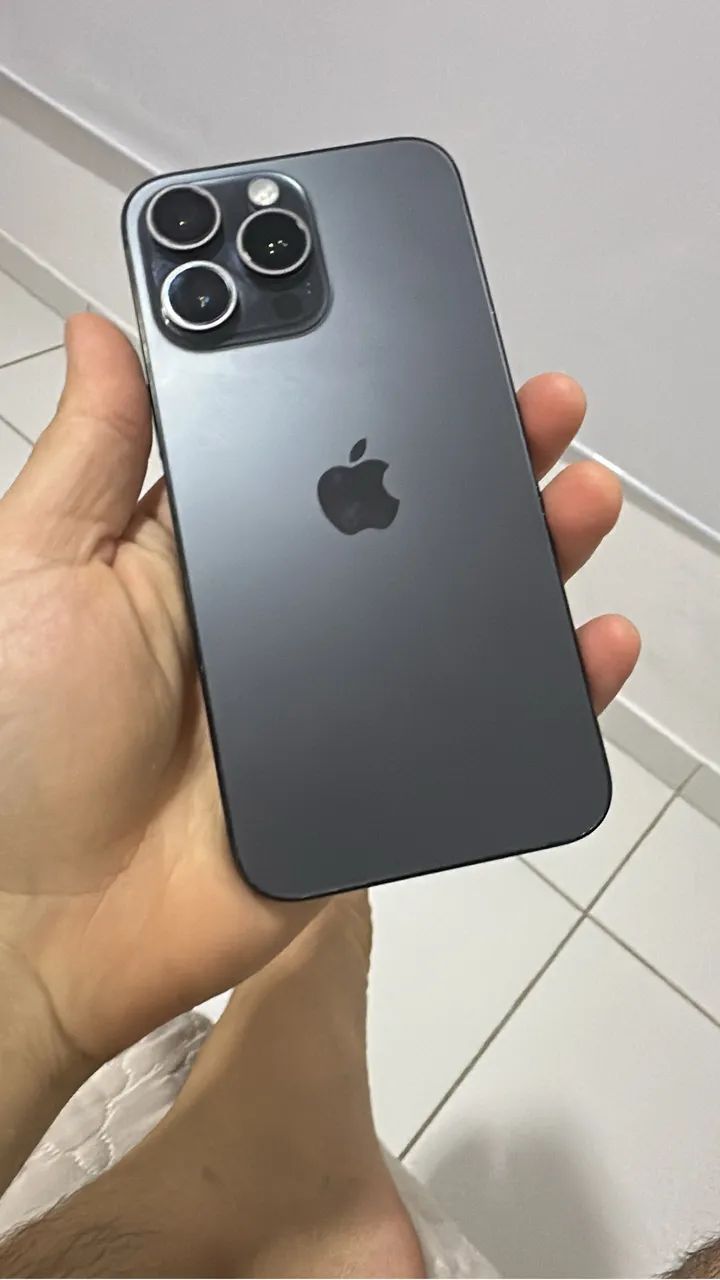 iPhone 15 pro Max 1tb 