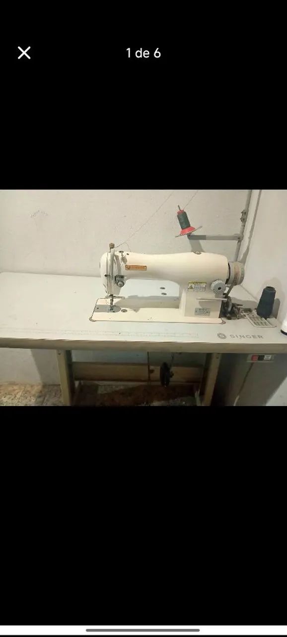 Máquina de Costura Reta - Singer