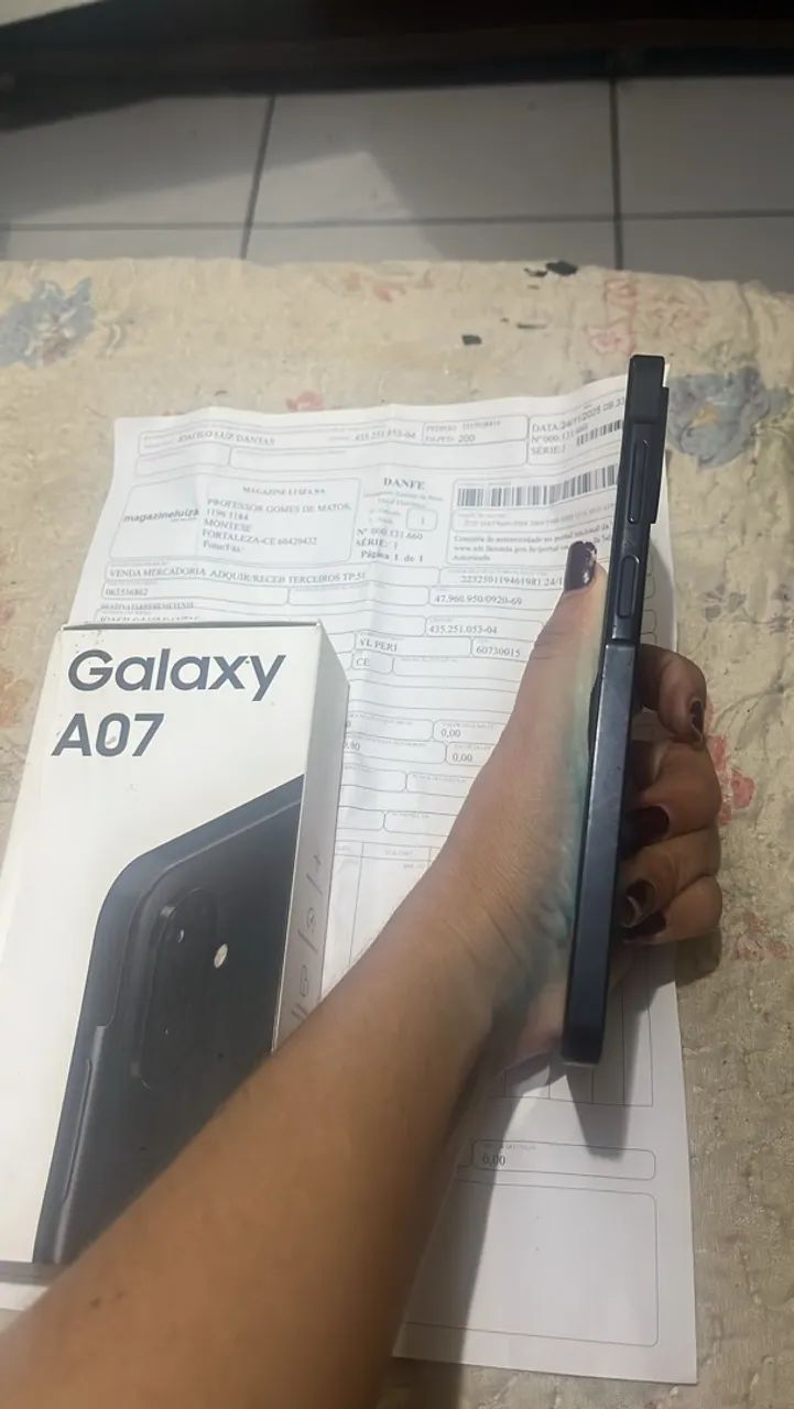 Vendo celular Samsung A07 acompanha caixa nota e carregador funcionando perfeitamente  - Foto 2