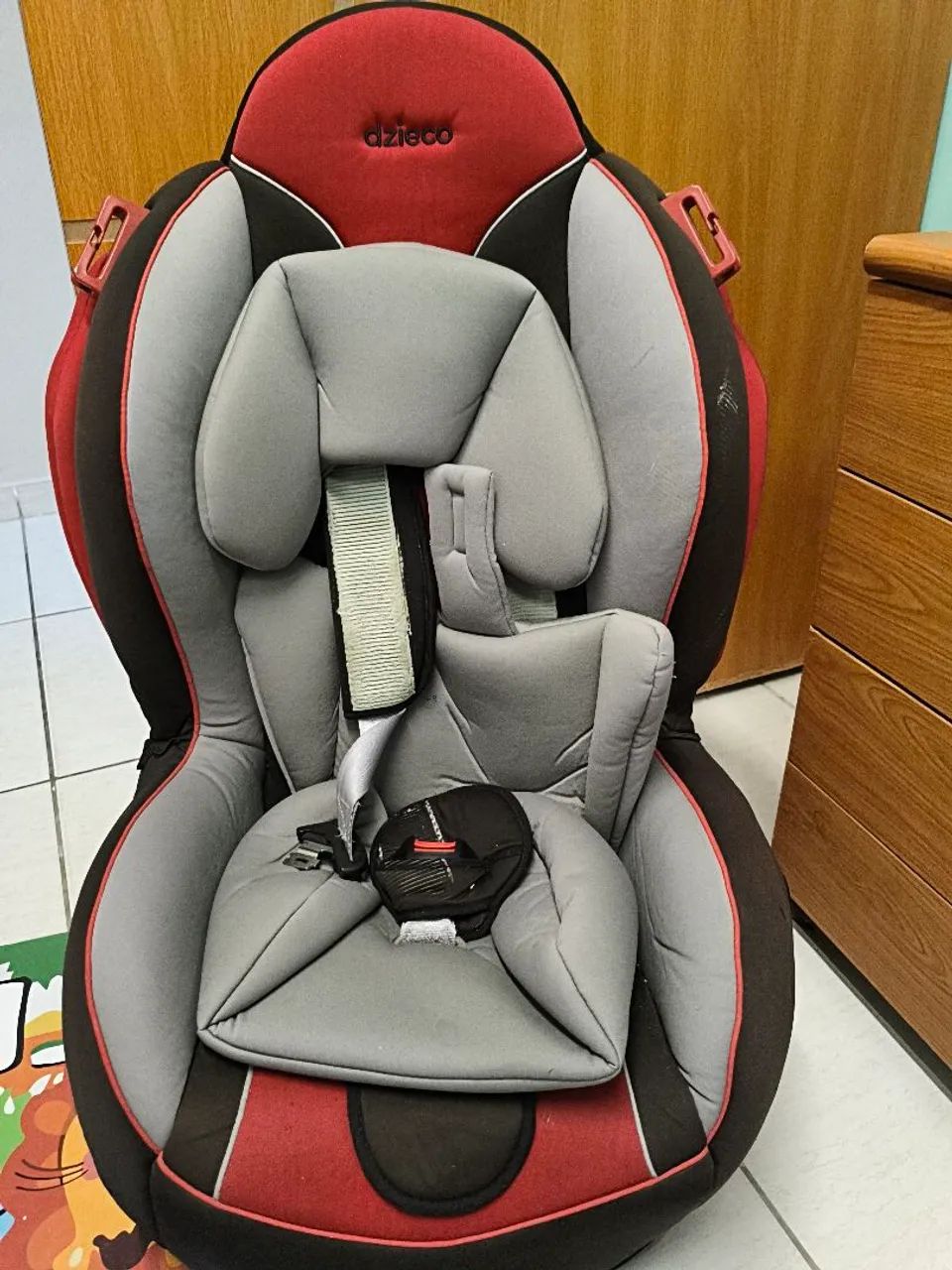 Cadeiririnha de bebê para automóveis 