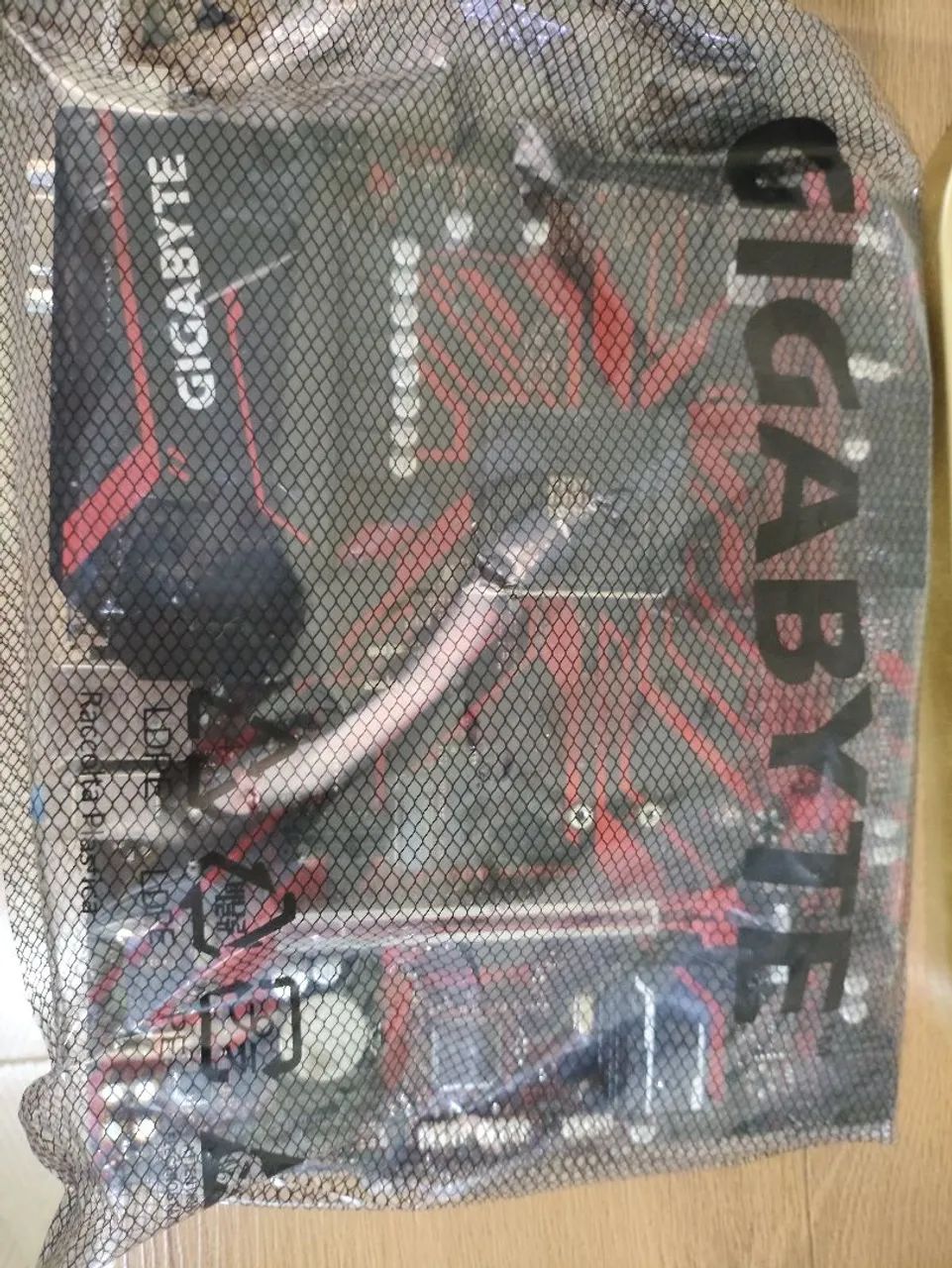 Placa mãe b450m Gaming Gigabyte Am4 - Foto 2