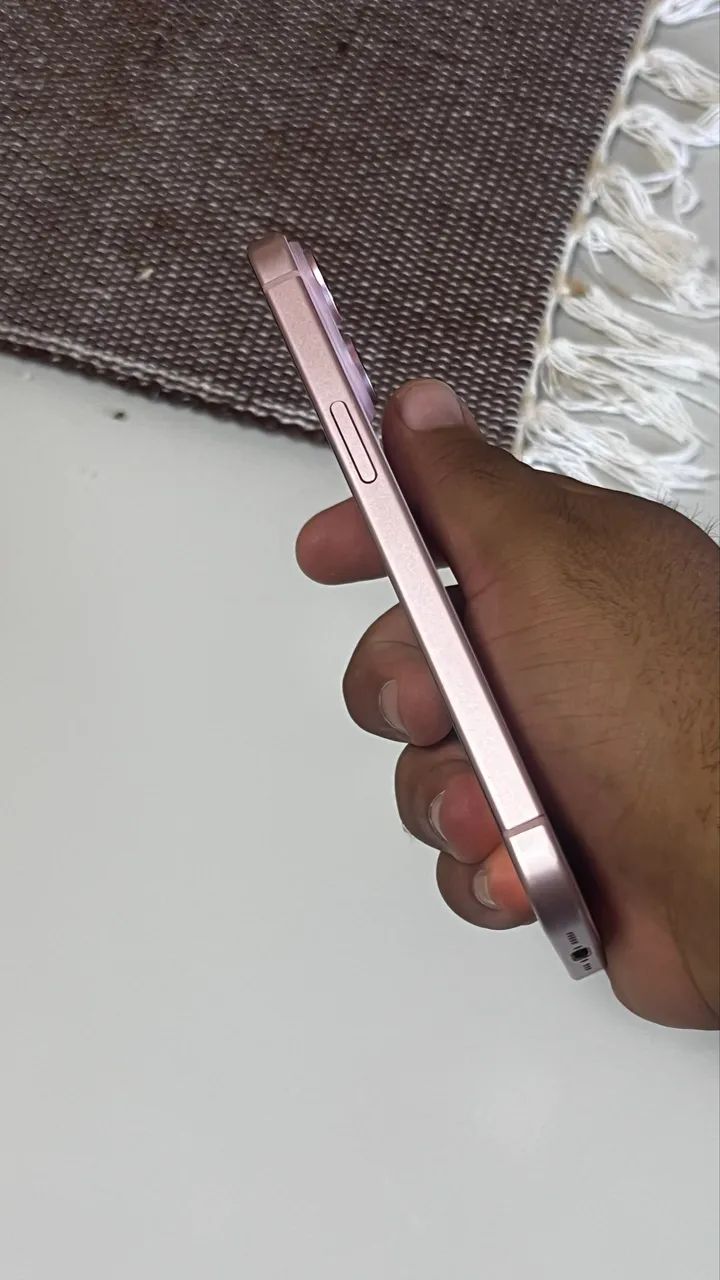 iPhone 15 128 gigas rosa - Foto 2