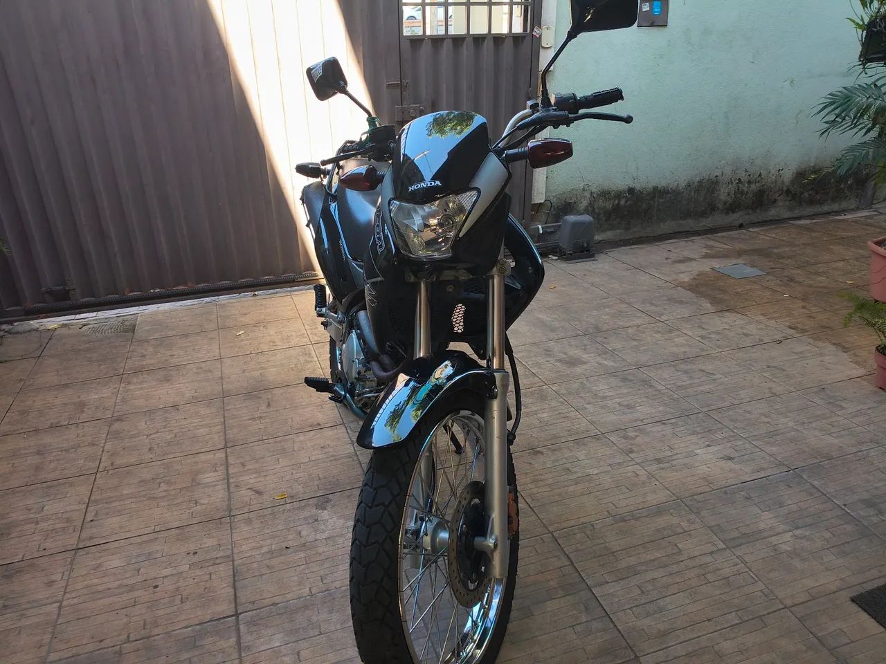 NX 400 Falcon  - Foto 4