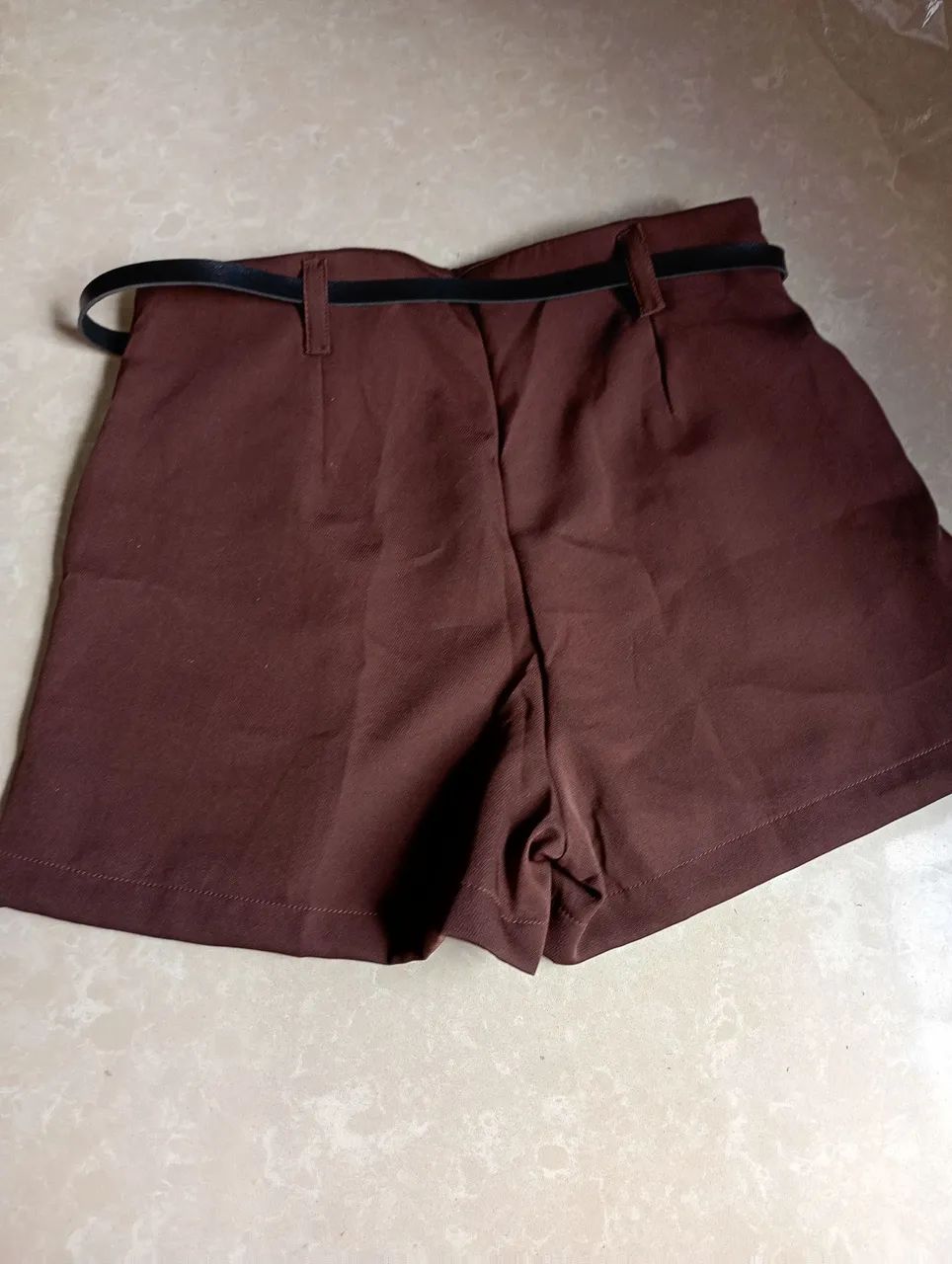 Short em Alfaiataria com cinto  - Foto 2