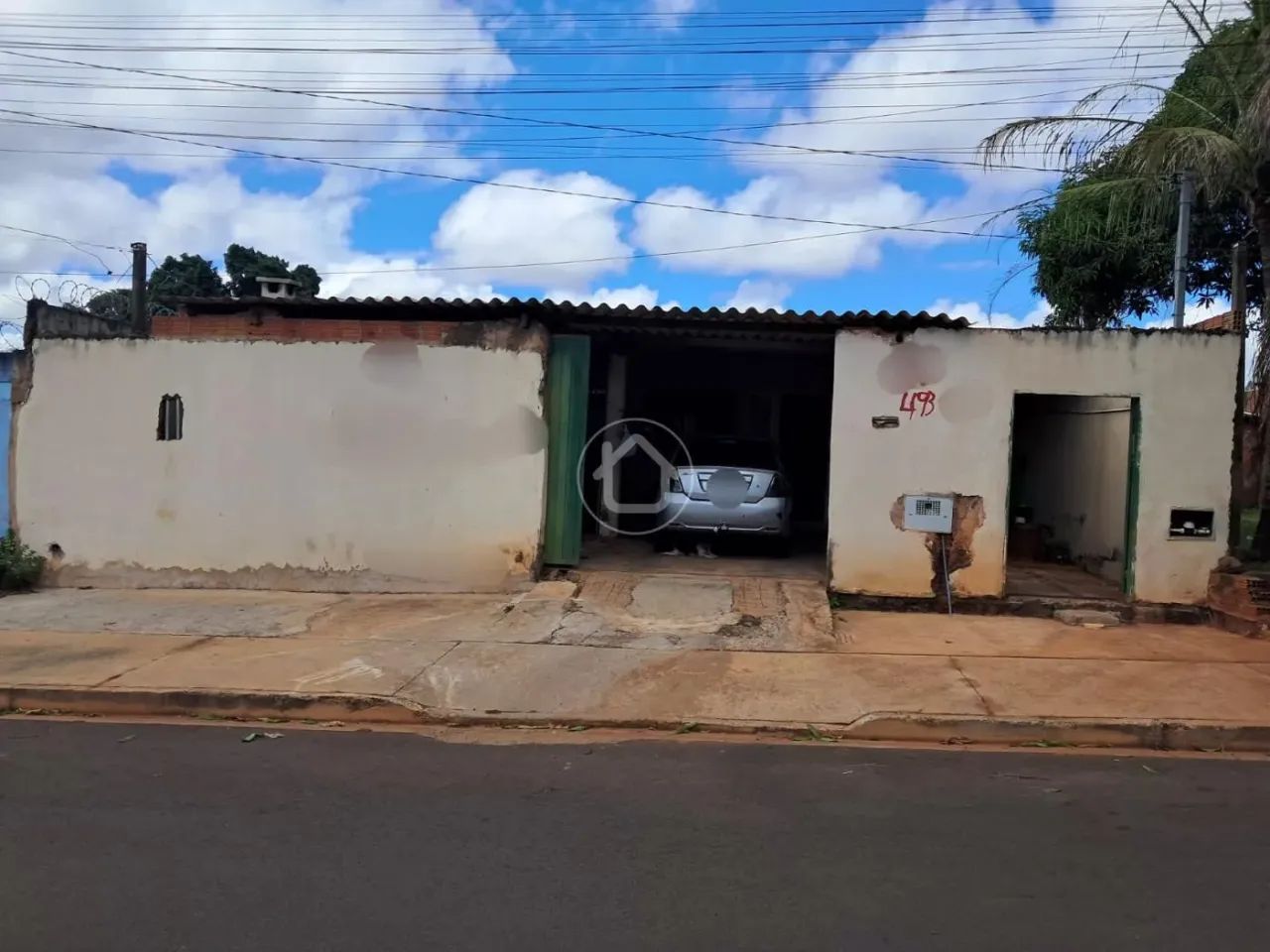 CASA NO NOVA LIMA COM EDICULA