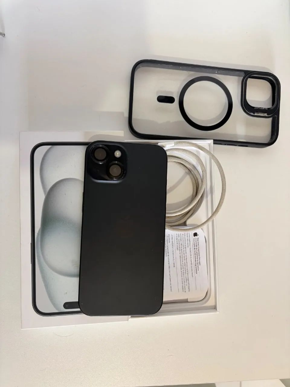 ⭐バッテリー100 Apple iPhone15 256GB Iphone 15 256gigas (bateria 100% e garantia apple) - Celulares e