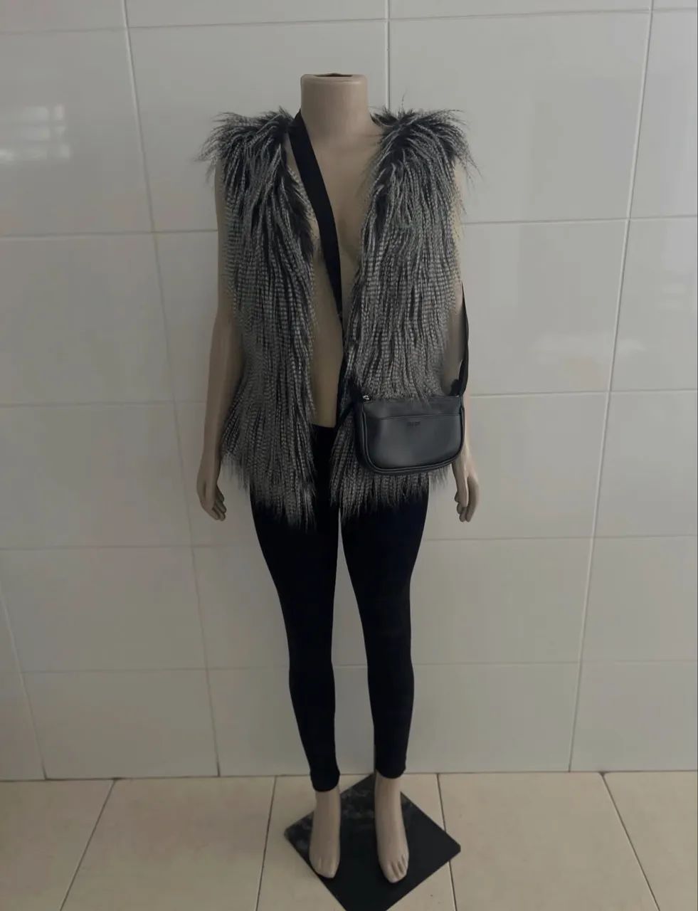 Vendo manequim para loja roupas  - Foto 2