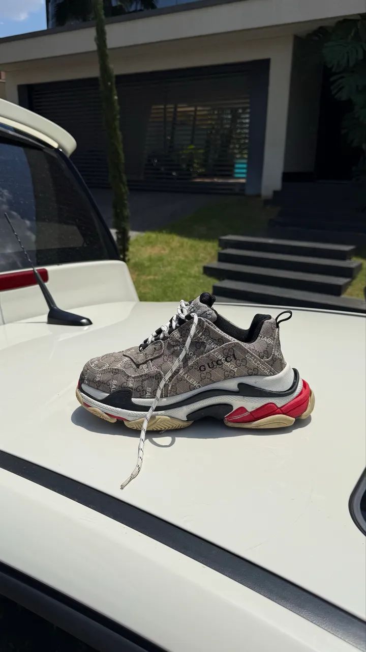 Balenciaga Triple S 