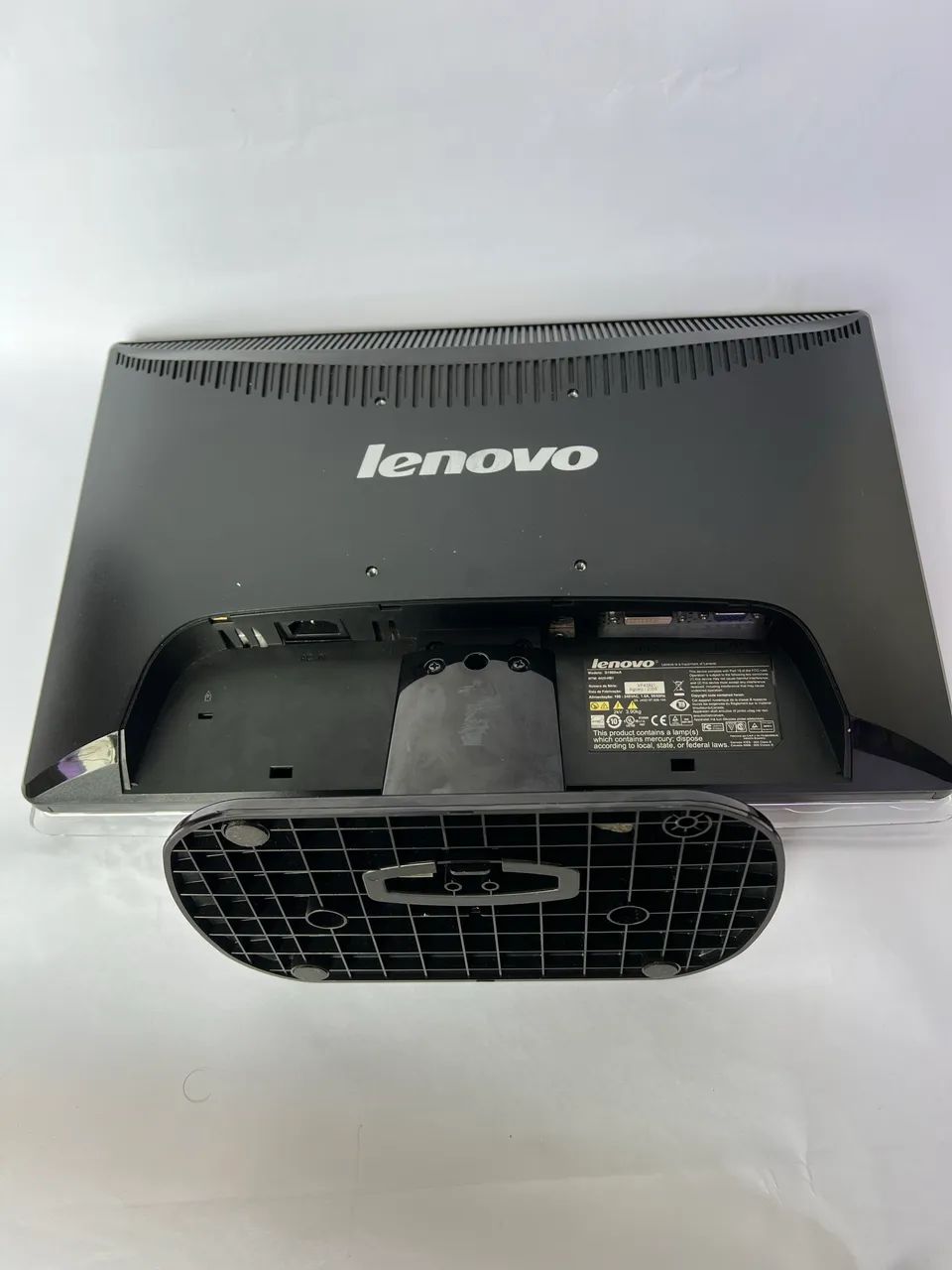 Lote 10 monitor Lenovo 19 polegadas VGA - Foto 3