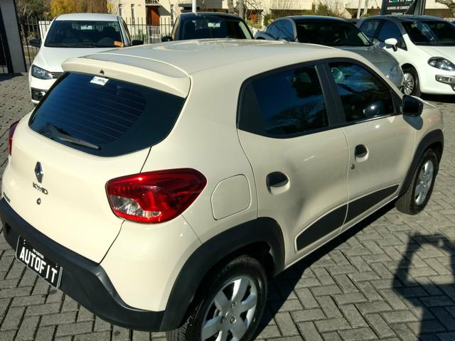 Kwid Zen motor 1.0 12V 4 Portas Completo Único Dono com 35 Mkm originais / 2018 - Foto 5