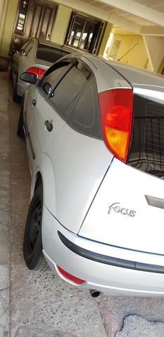 Focus hatch 1.6 Completo Top* - Foto 5