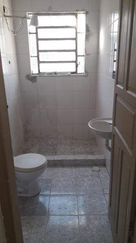 Casa 2 quartos Fonseca ao lado da rua São Januário