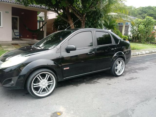 Fiesta class 1.6 já financiado SEDÃ