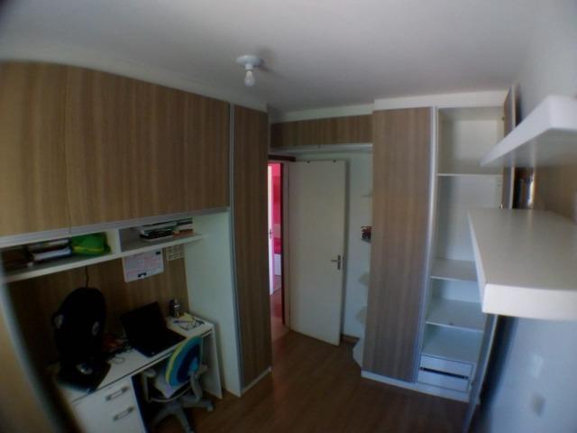 Apartamento 2 quartos com Varanda em Colina de Laranjeiras -Ponta dos Fachos