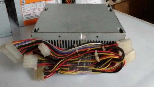 Fonte de alimentação Clone de 450 W - Foto 3