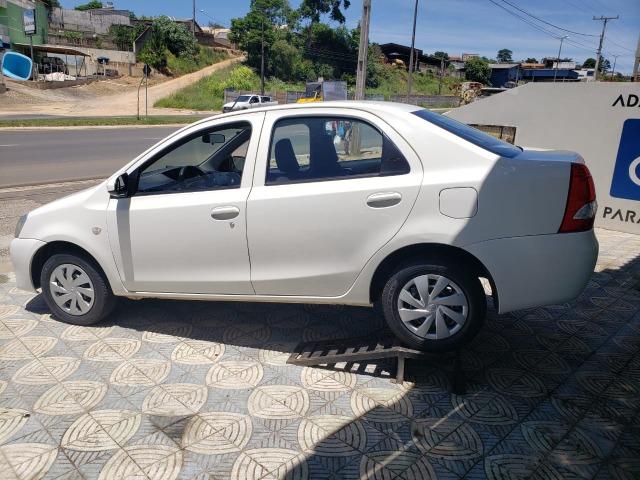 Toyota Etios 1.5X - Foto 4