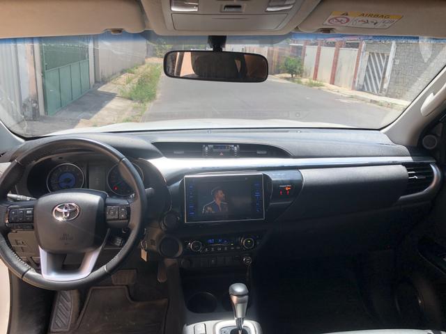 Hilux 17/17 SRV Flex 4x2 Aut - Foto 5