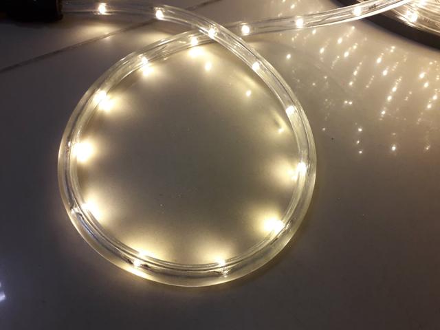 Metro Mangueira de led 360° 220v branco quente - Foto 2