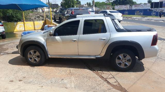 Duster Oroch 2.0 dynamic 4x2 aut 2016/17 - Foto 3