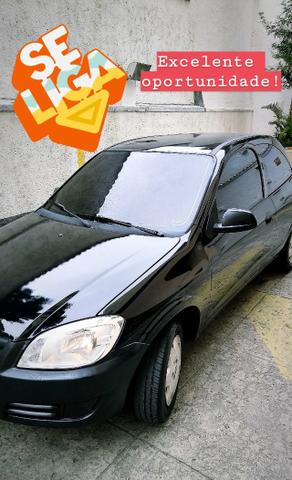 Vendo Celta 1.0 preto - Único dono! Oportunidade imperdível!