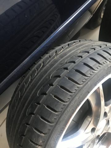 Vendo jogo de roda aro 17 4 furos - Foto 2