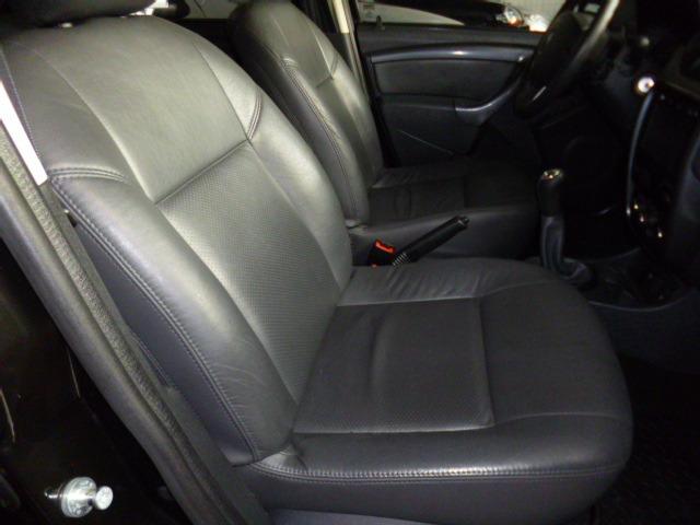 Duster 2015 - Foto 10