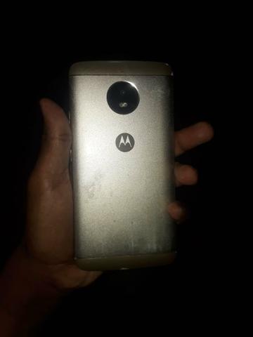 Vendo ou troco moto e5 plus - Foto 2