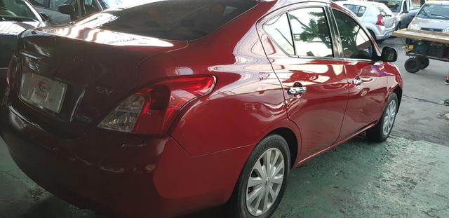 Nissan Versa sv 1.6 completíssimo único dono - Foto 8