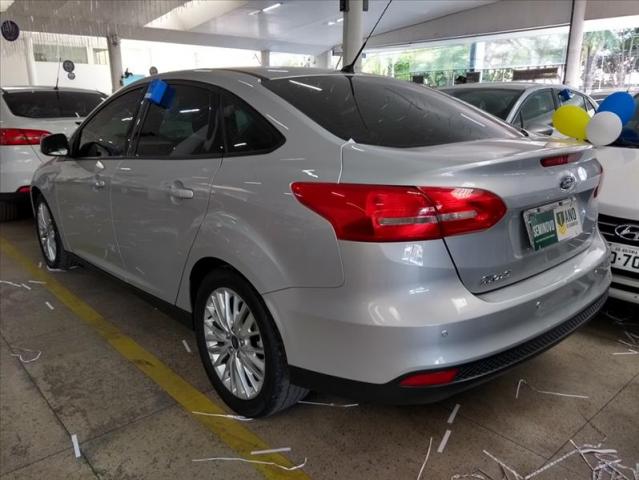 Ford Focus 2.0 se 16v - Foto 4