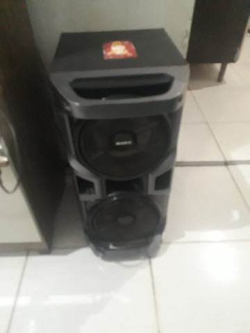 Vende ou troco essa duas caixa de som da marca sony - Foto 3