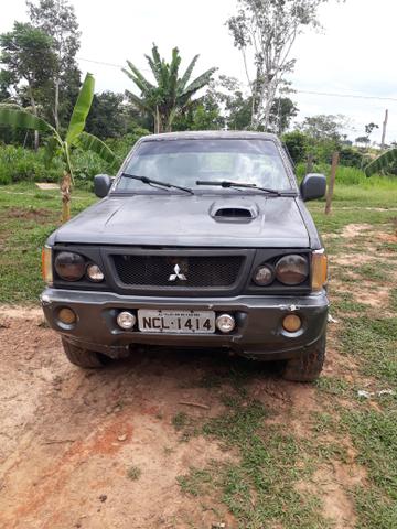 L200 GLS $ 23 mil - Foto 4