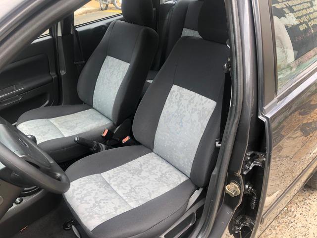 Fiesta Sedan 1.0 Flex - Foto 11