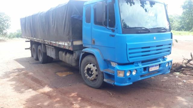 MB 1720 Cabine Leito - Foto 4