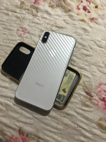 IPhone X troco por veículo