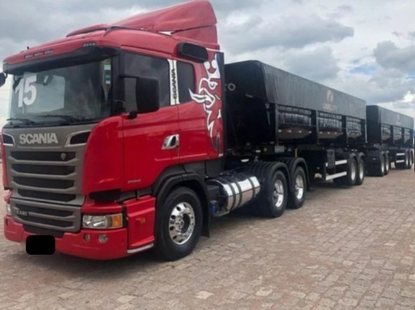 SCANIA R440 6X2 HIGHILINE COM BICAÇAMBA ANO 2015