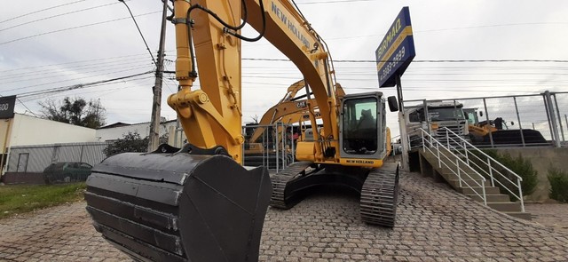 Escavadeira New Holland E215B-LC ME 2014 - Foto 4