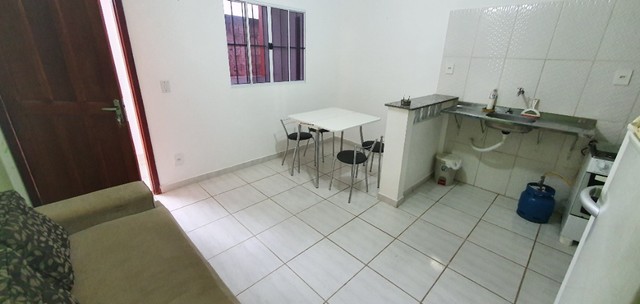 Locação Kitnet, aptos com suíte e mobiliada. Diária, mensal ou temporada - Conjunto Aruanã - Foto 7